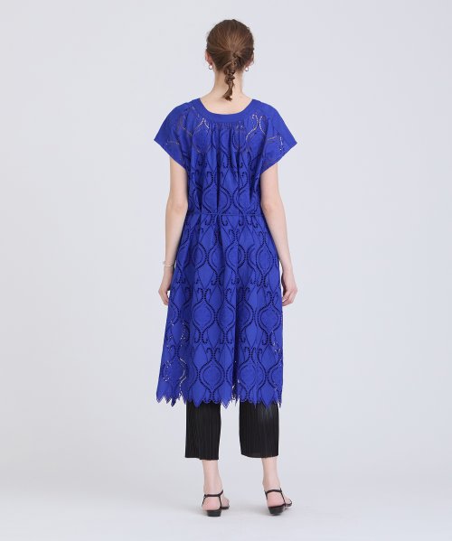 シフリー刺繍ワンピース 