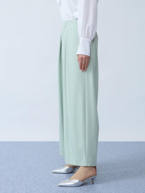 フロントタックワイドストレートパンツ