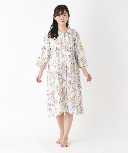  LAURA ASHLEY(ローラアシュレイ)/【GIFTにおすすめ】メーガン柄 ダブルガーゼ ルームドレス/img03