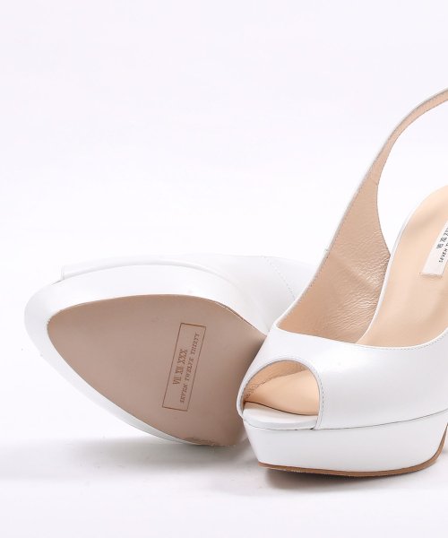プラットフォームサンダル 
