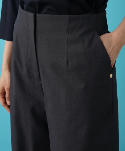 ワイドクロップドパンツ 