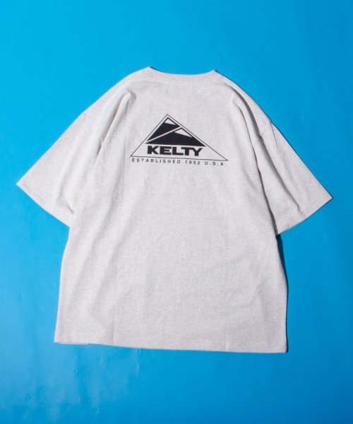 GLOSTER(GLOSTER)/【限定展開】【KELTY×GLOSTER】別注  ケルティワンポイントワッペン バックプリントTシャツ/img12