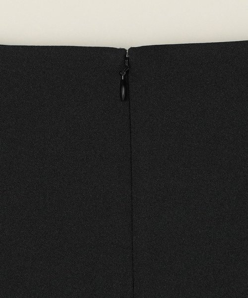 quaranciel:〈洗濯機可能〉ディープ Vネック フレア ワンピース quaranciel