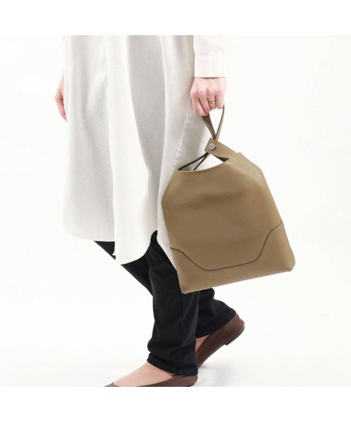 ペッレモルビダ トートバッグ PELLE MORBIDA 縦型 本革 小さめ A5 日本製 ワンハンドル ハンドバッグ Maiden Voyage MB074 