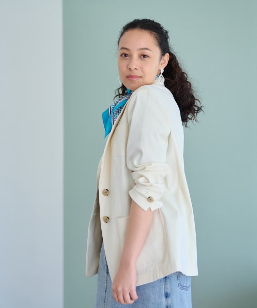 テーラードジャケット 