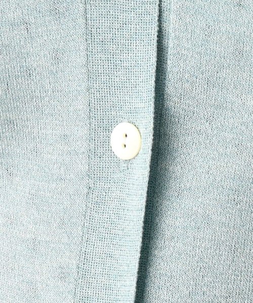 【着回し◎/トレンド】シアーコンビカーディガン 商品説明【さりげないシアー感が着回しやすいショートカーディガン】袖と身頃の上部をシアーに編み立てたショートカーディガン。共糸でシームレスに QGW1309515900(10010円)