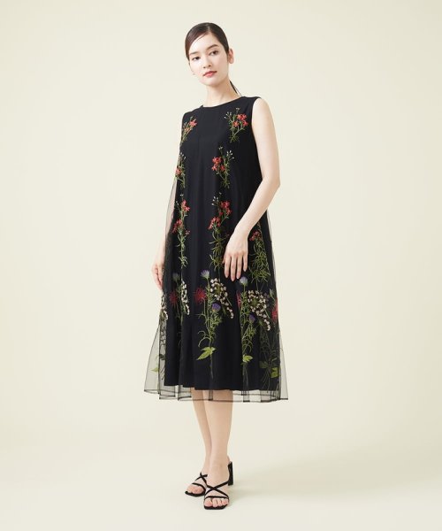 フラワー刺繍チュールノースリーブドレス 