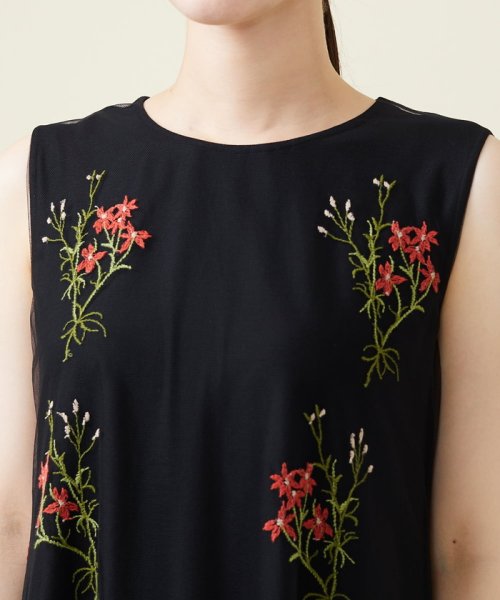 フラワー刺繍チュールノースリーブドレス 