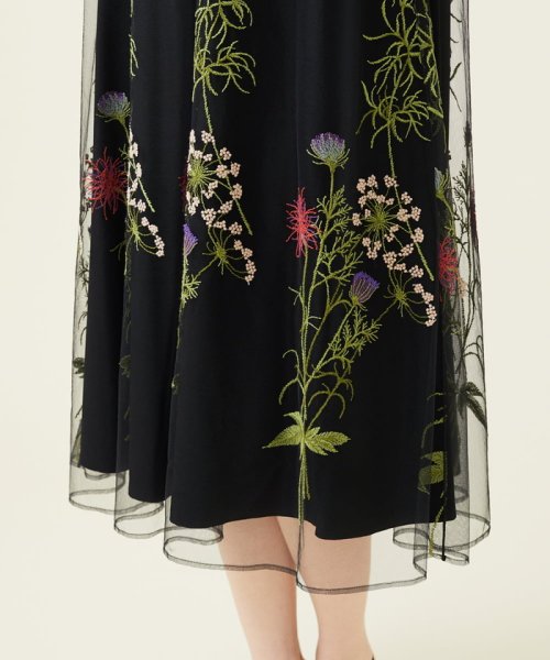 フラワー刺繍チュールノースリーブドレス 