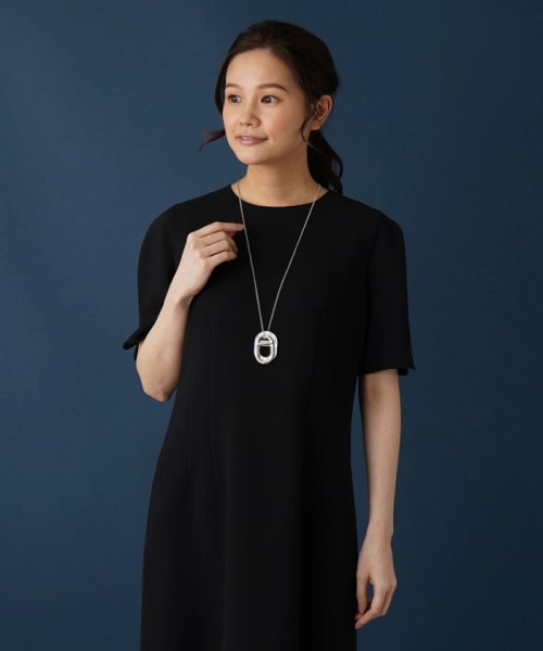 ビッグモチーフネックレス 