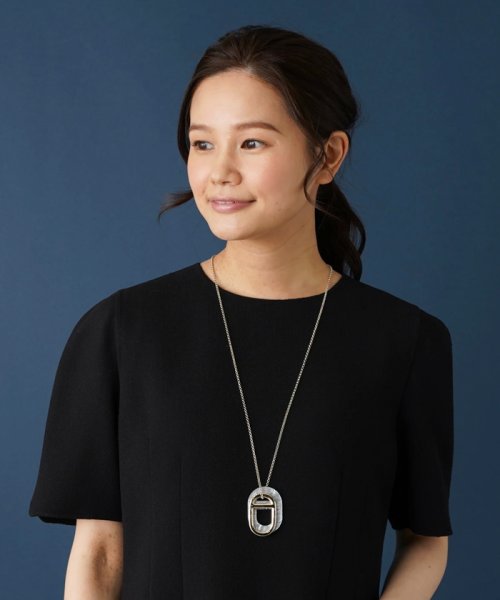 ビッグモチーフネックレス 