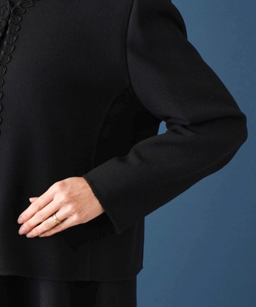 ノーカラージャケット 