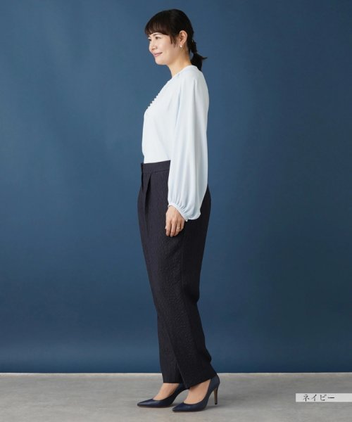 タックテーパードパンツ 