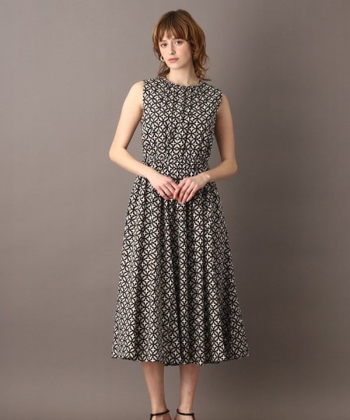 【洗える/スタイルアップ】オーバーラップサークルワンピース 