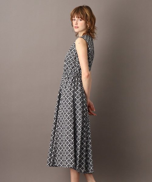 【洗える/スタイルアップ】オーバーラップサークルワンピース 