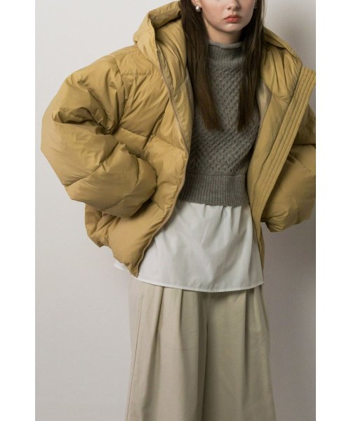 ハイネックダウンブルゾン 