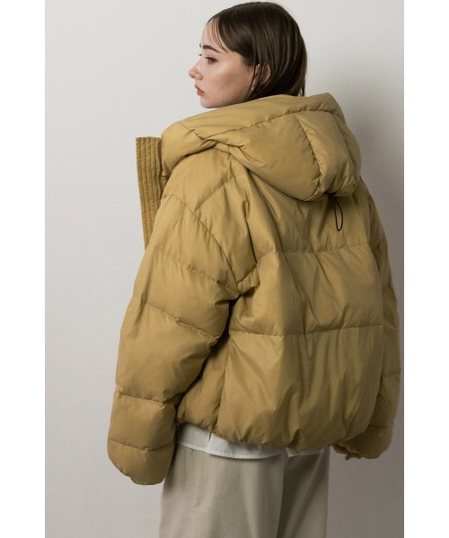 ハイネックダウンブルゾン 