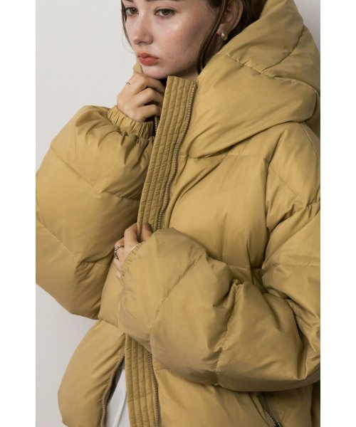 ハイネックダウンブルゾン 