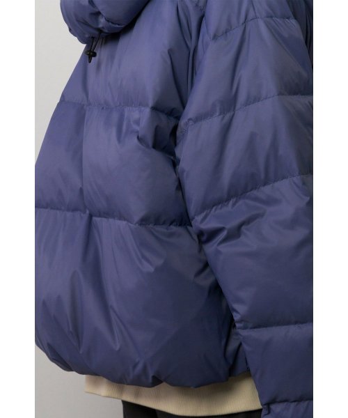 ハイネックダウンブルゾン 