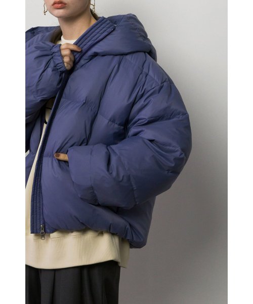 ハイネックダウンブルゾン 
