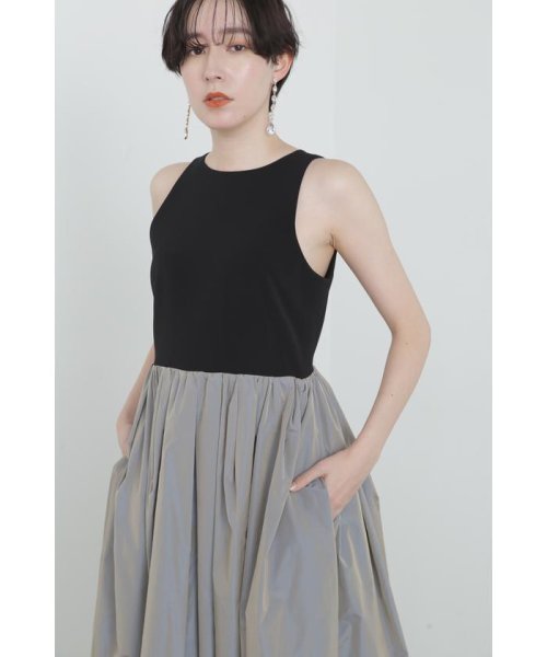 タックドッキングタックドレス 