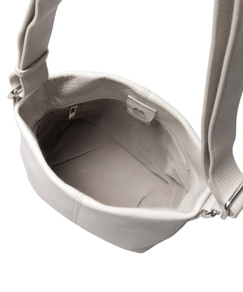 【ソフィーチェ】レザーショルダーバッグ S 2WAY本革 ソフィーチェ