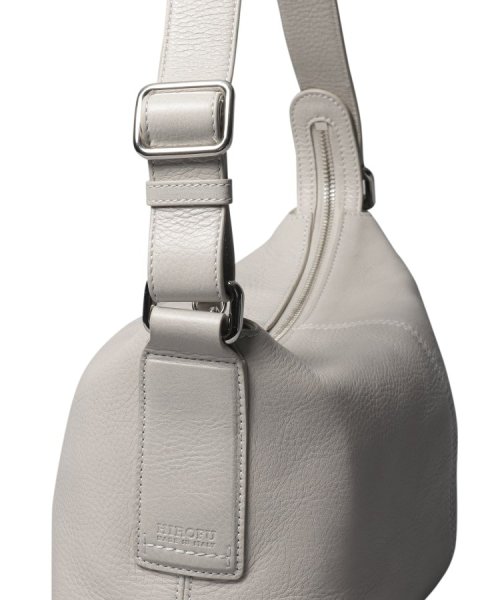 【ソフィーチェ】レザーショルダーバッグ S 2WAY本革 ソフィーチェ