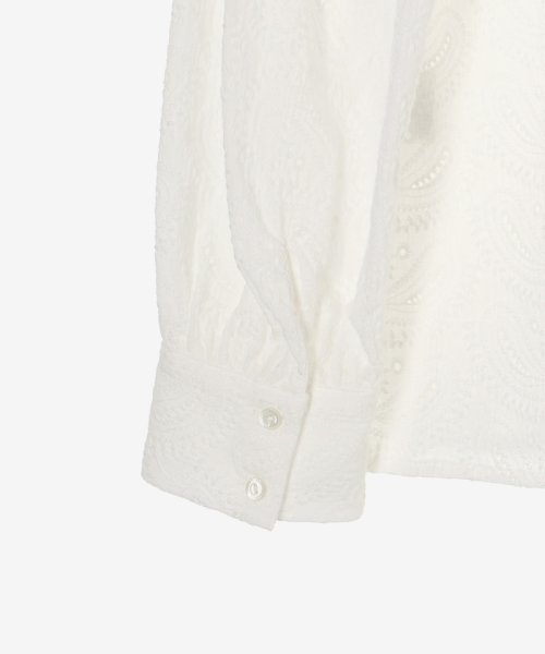 le.coeur blanc(ルクールブラン)/ペイズリー刺繍ハイネックブラウス/img38