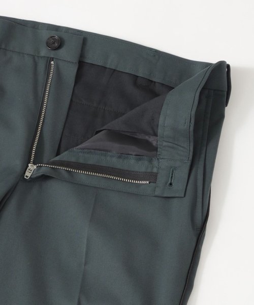 パイピングブレードスラックス 