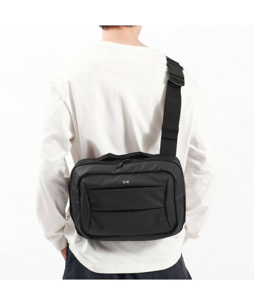 CIE(シー)/CIE ボディバッグ シー バッグ ショルダーバッグ スリングバッグ ブランド かっこいい 軽い 防水 撥水 LEAP SLING BAG－L 072302/img01