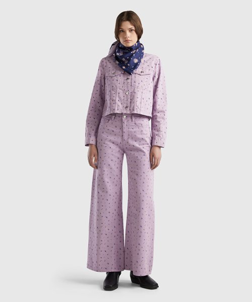 花柄プリントクロップド丈カラーデニムジャケット 海外モデル 　着用サイズ：S 国内M相当