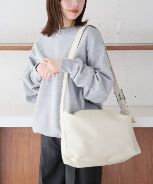 MAISON BREEZE(MAISON BREEZE)/【MAISON BREEZE】PUレザー2WAYショルダーハンドルバッグ KNF049/img01