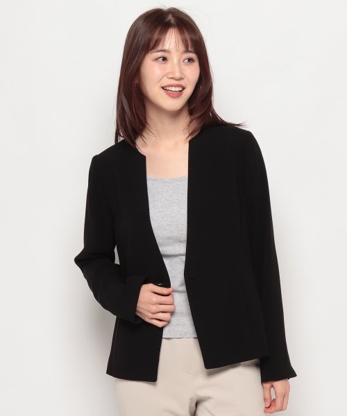 ノーカラージャケット 