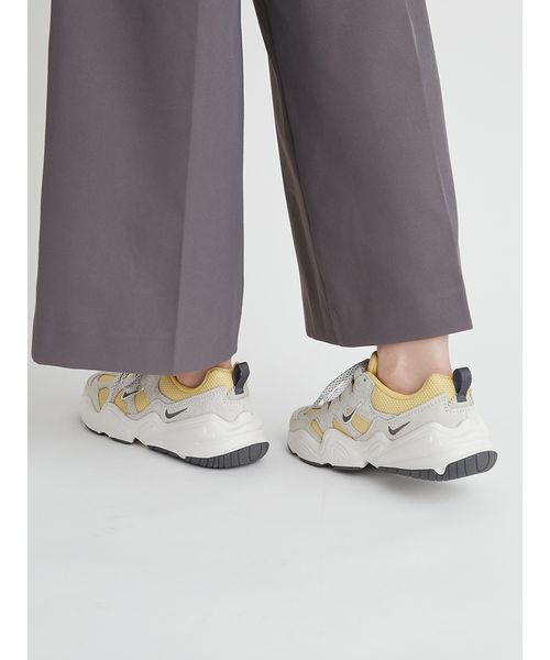 NIKE meets emmi】TECH HERA(505936678)｜阪急百貨店公式通販