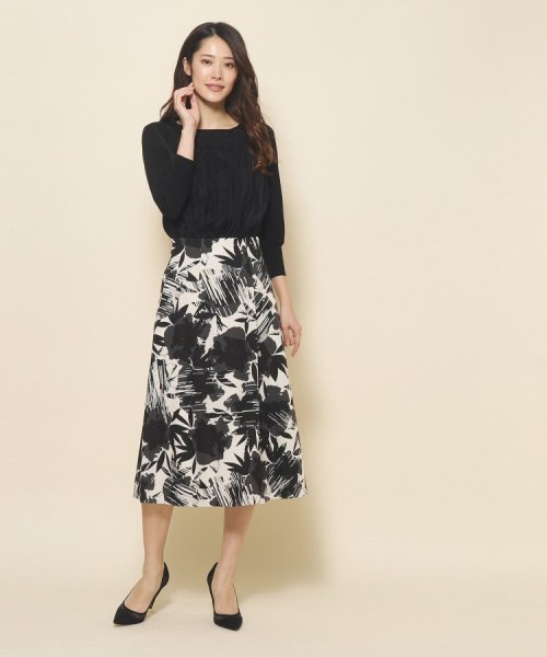 【洗える／花柄】ダイナミックな柄が映える フレアスカート Aラインスカート PET1253722986(9510円)