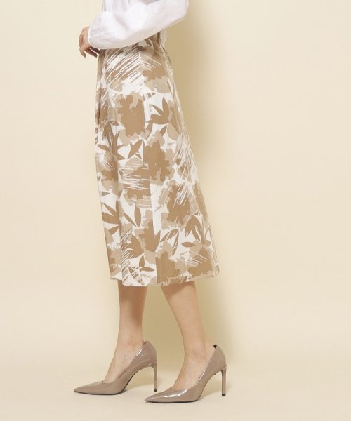 【洗える／花柄】ダイナミックな柄が映える フレアスカート Aラインスカート PET1253722986(9510円)