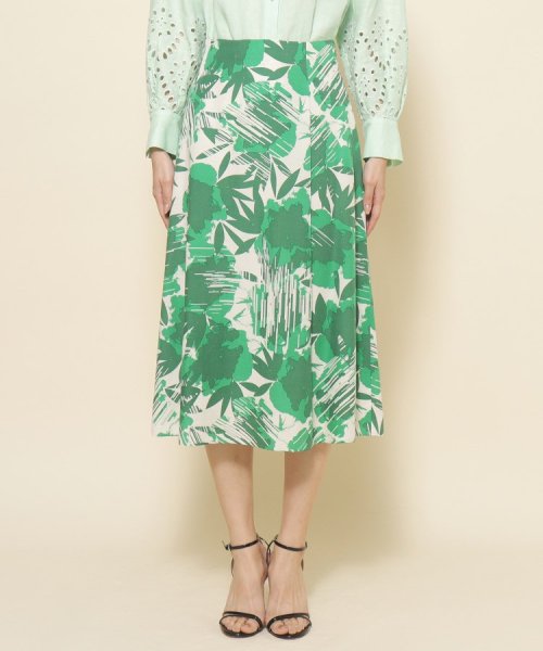 【洗える／花柄】ダイナミックな柄が映える フレアスカート Aラインスカート PET1253722986(9510円)