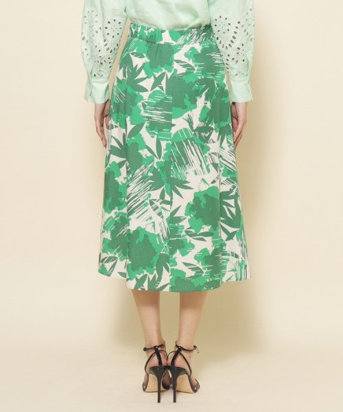 【洗える／花柄】ダイナミックな柄が映える フレアスカート Aラインスカート PET1253722986(9510円)