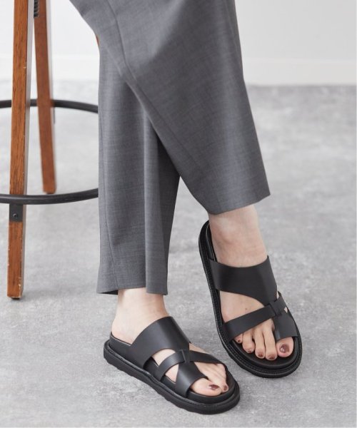 【CAMINANDO/カミナンド】THUMB LOOP SLIDES：サンダル サンダル HOV1645169302(12650円)