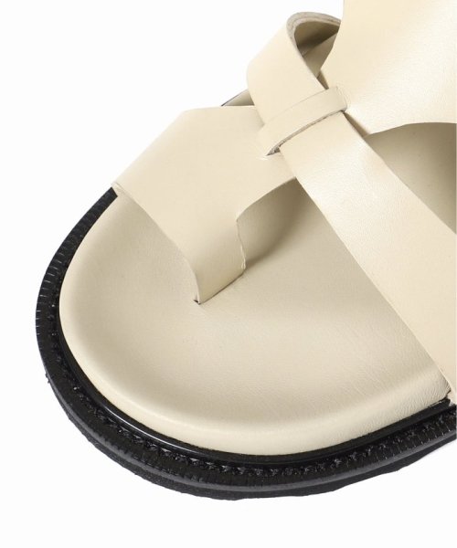 【CAMINANDO/カミナンド】THUMB LOOP SLIDES：サンダル VERMEIL par CAMINANDO/カミナンド