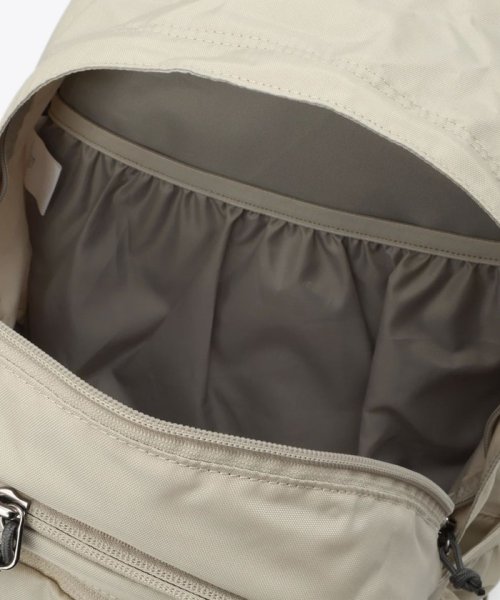 ワイルドウッドWF27L バックパック 商品特徴 コロンビア独自のはっ水 撥水 機能 オムニシールド