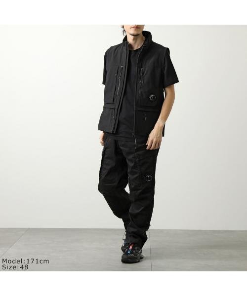 C.P.COMPANY ベスト CP SHELL－R 16CMOW105A 005968A COMPANY ベスト CP 16CMOW105A