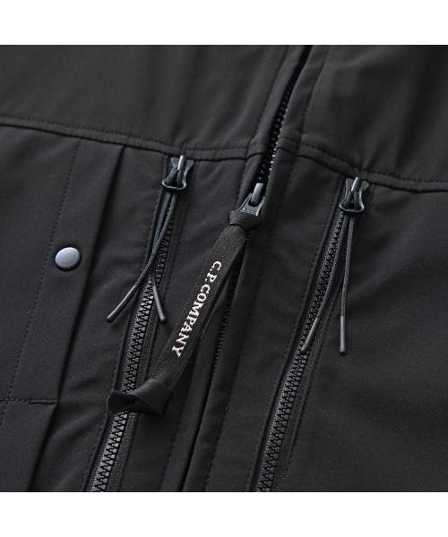 C.P.COMPANY ベスト CP SHELL－R 16CMOW105A 005968A COMPANY ベスト CP 16CMOW105A