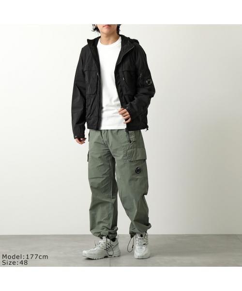 C.P.COMPANY(シーピーカンパニー)/C.P.COMPANY ジャケット Chrome－R Hooded Jacket /img02