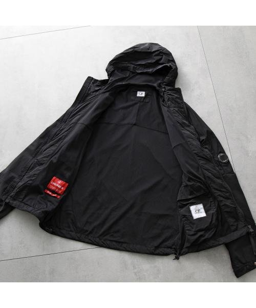 C.P.COMPANY(シーピーカンパニー)/C.P.COMPANY ジャケット Chrome－R Hooded Jacket /img07