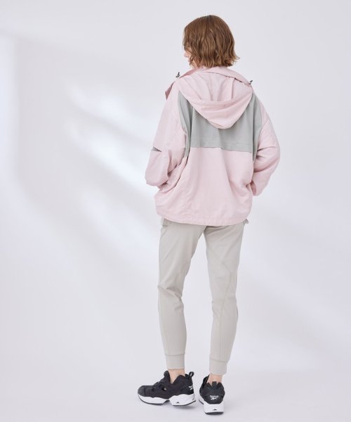 ポケットウィンドブレーカー 