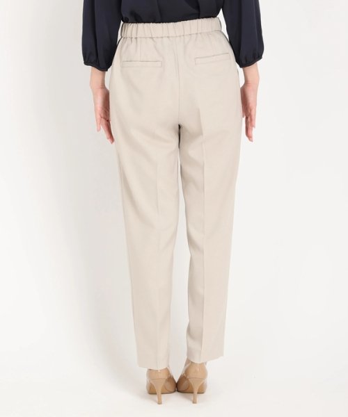 タックテーパードパンツ 