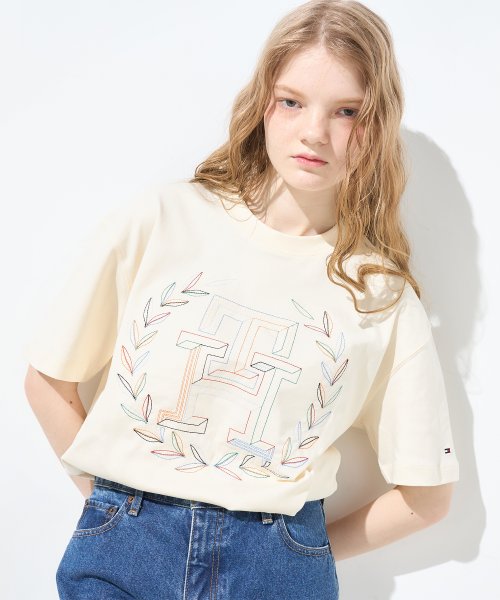 TOMMY HILFIGER(トミーヒルフィガー)/リラックスマルチカラーローレルクルーネックTシャツ/img03