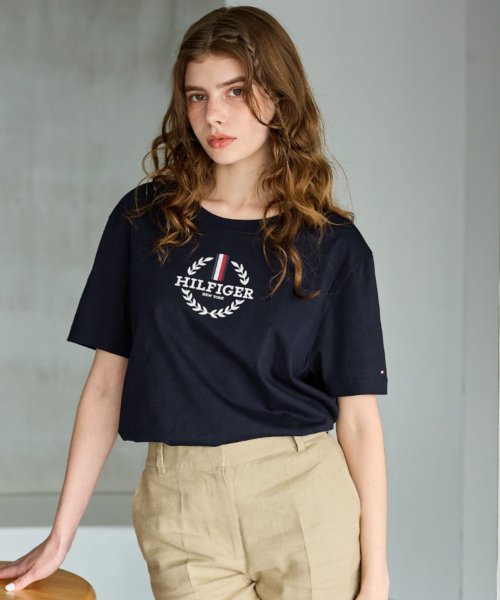 TOMMY HILFIGER(トミーヒルフィガー)/【オンライン限定】HILFIGERリースTシャツ/img02