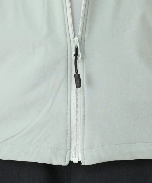 ウィメンズエンジョイマウンテンライフソフトシェルジャケット M1313025506(10010円)